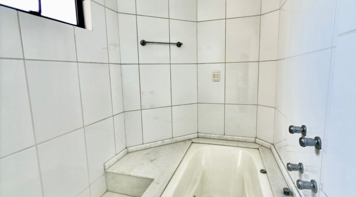 WhatsApp Image 2025-07-11 at 11.41.00 (2)