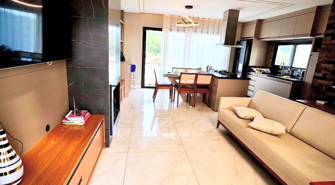 WhatsApp Image 2025-08-13 at 08.31.49