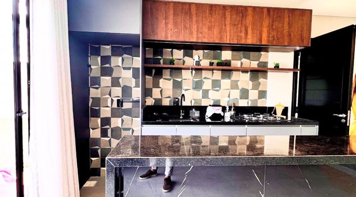 WhatsApp Image 2025-08-13 at 08.31.53