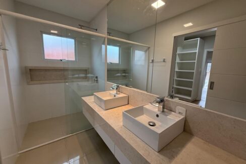 WhatsApp Image 2025-08-25 at 15.57.08