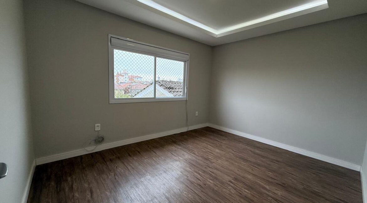 WhatsApp Image 2025-08-25 at 15.57.16