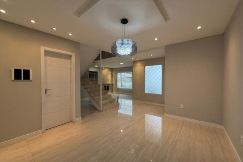 WhatsApp Image 2025-08-25 at 15.57.29