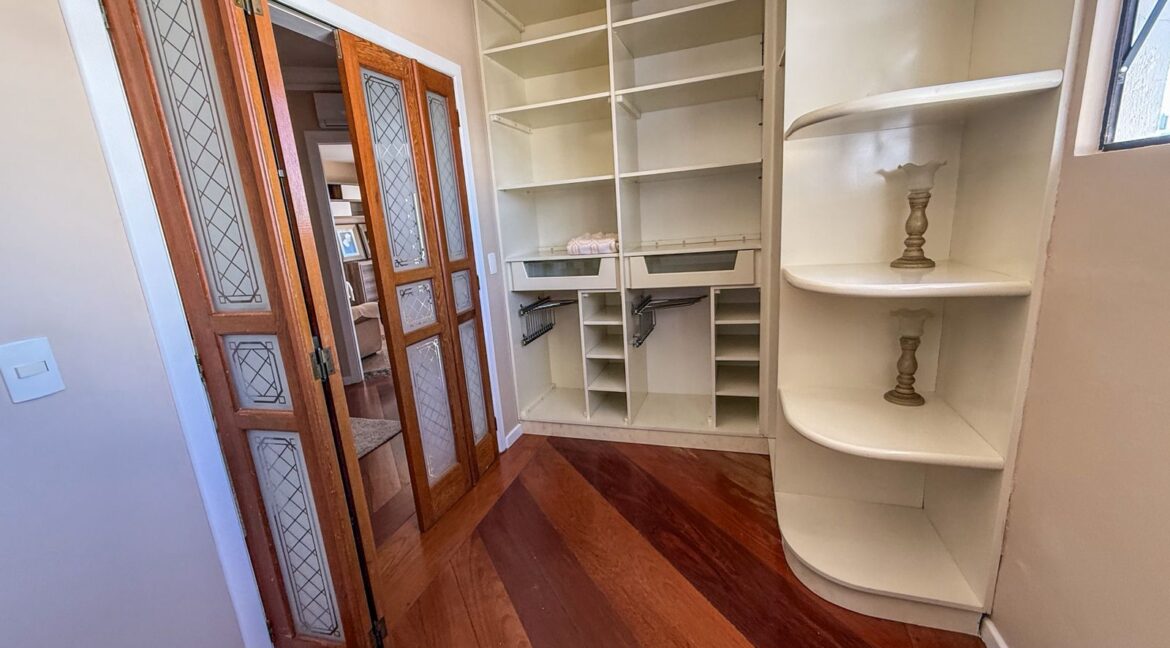 WhatsApp Image 2025-08-28 at 16.39.19