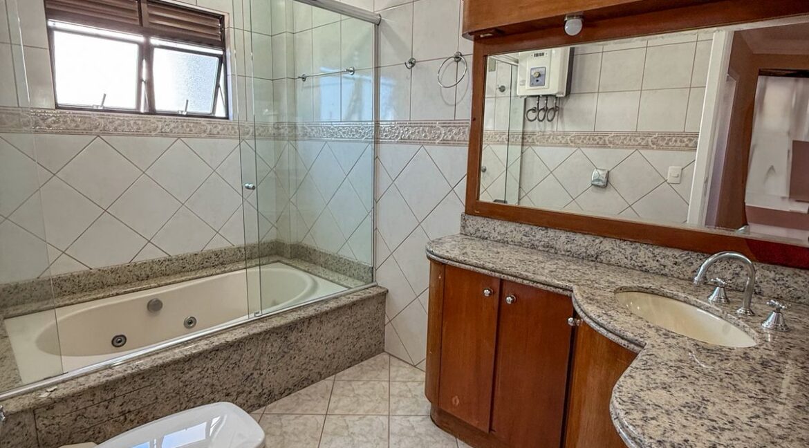 WhatsApp Image 2025-08-28 at 16.39.24 (1)