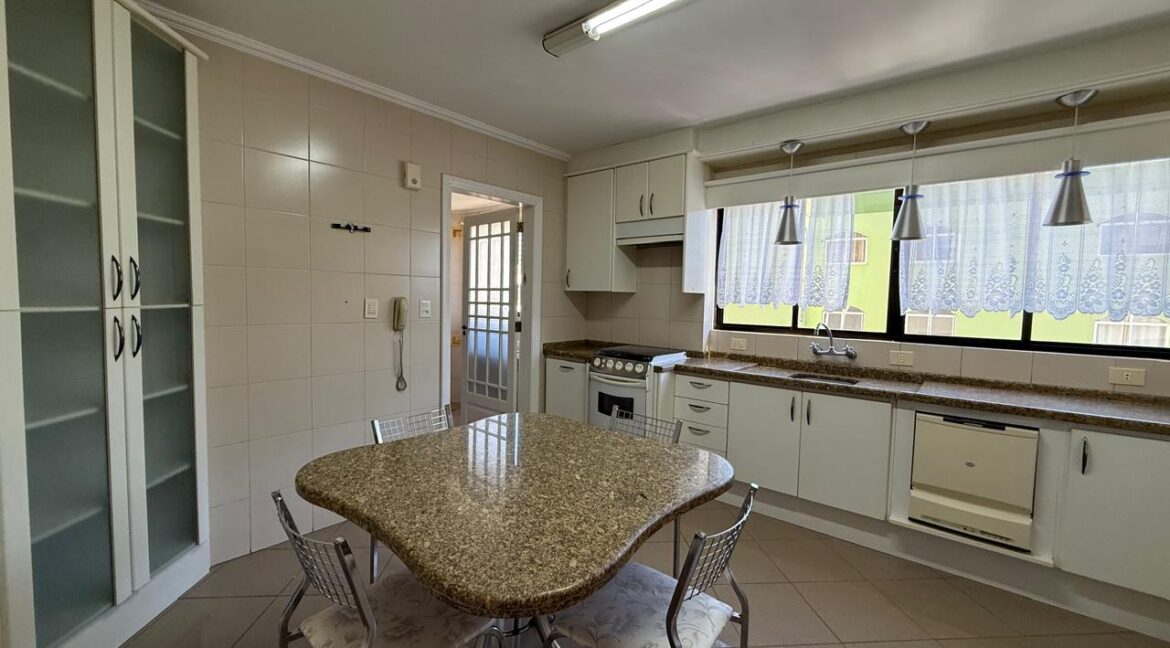 WhatsApp Image 2025-09-10 at 16.08.42 (4)