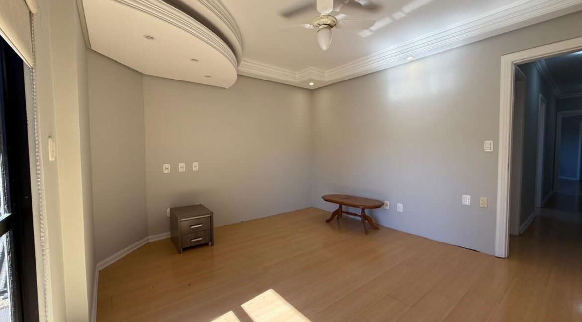 WhatsApp Image 2025-09-10 at 16.08.43 (16)