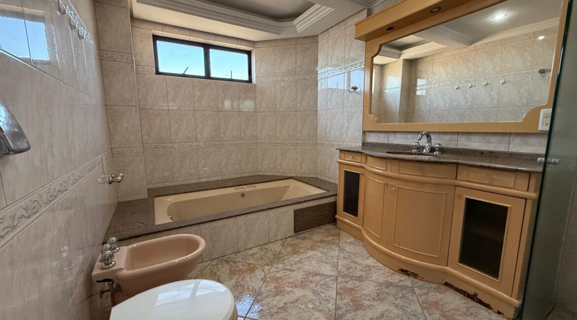 WhatsApp Image 2025-09-10 at 16.08.43 (5)