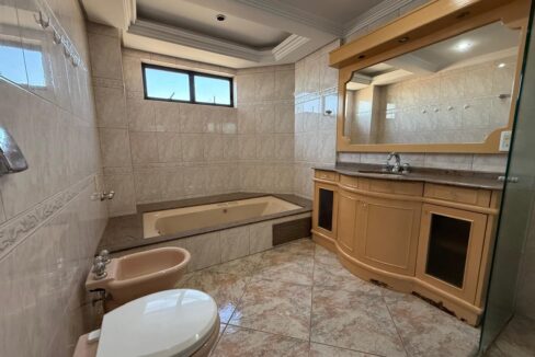 WhatsApp Image 2025-09-10 at 16.08.43 (5)