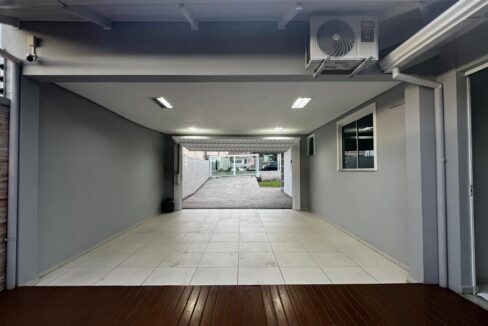 WhatsApp Image 2025-10-08 at 11.32.10 (4)