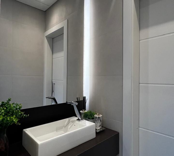 WhatsApp Image 2025-10-08 at 11.32.11 (2)