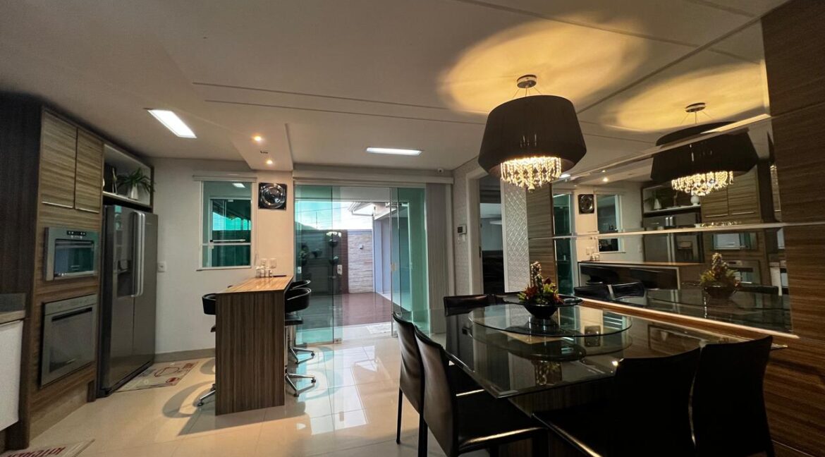 WhatsApp Image 2025-10-08 at 11.32.11 (5)