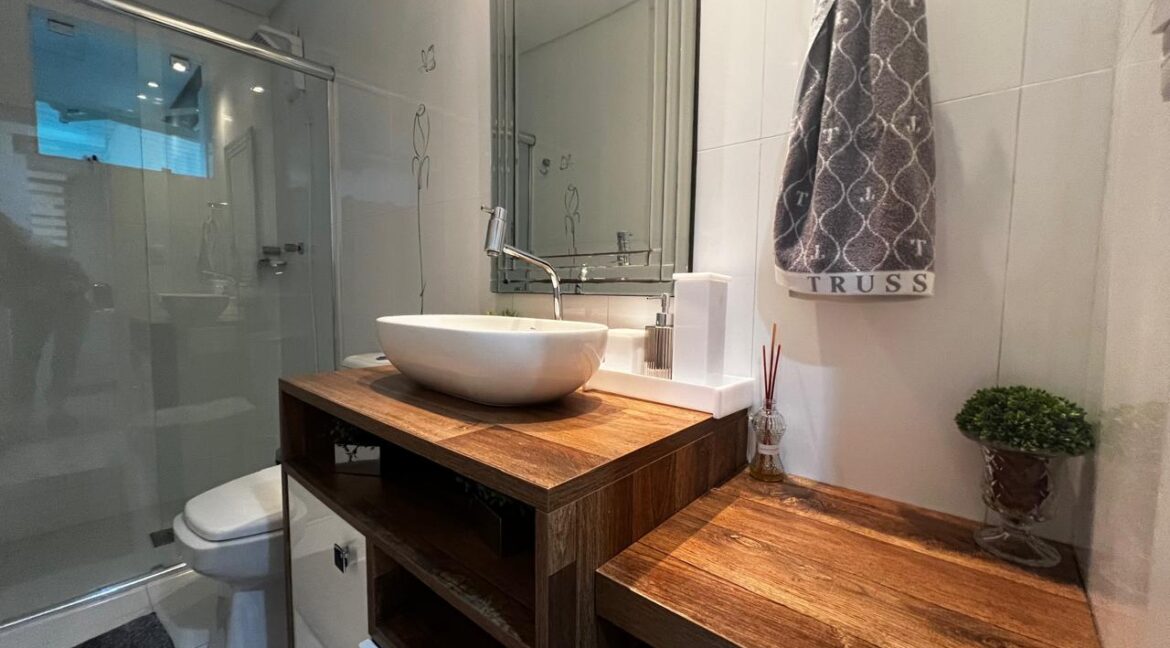 WhatsApp Image 2025-10-08 at 11.32.12