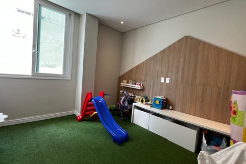 WhatsApp Image 2025-10-09 at 16.24.33 (1)