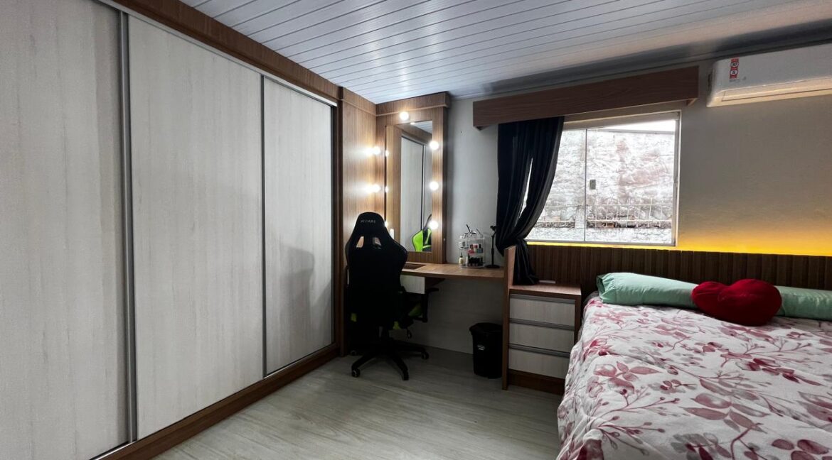 WhatsApp Image 2025-10-10 at 15.35.28 (10)