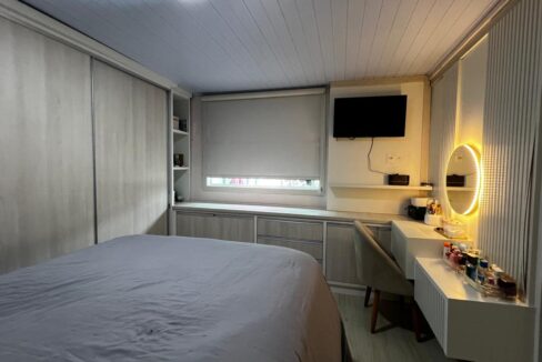 WhatsApp Image 2025-10-10 at 15.35.29 (4)