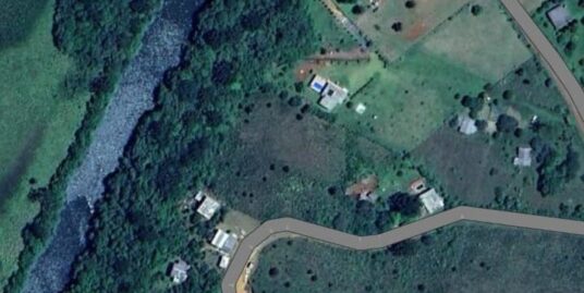 Chácara no Salto Caveiras