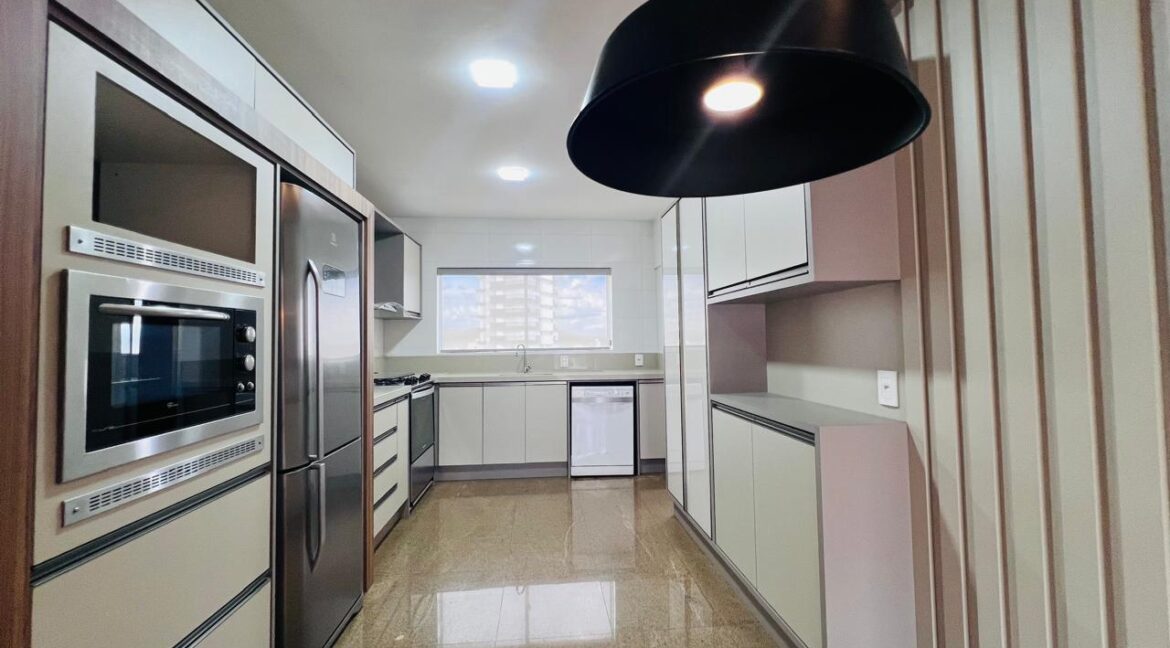 WhatsApp Image 2025-12-19 at 11.29.57 (13)