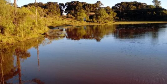 Chácara no Salto Caveiras