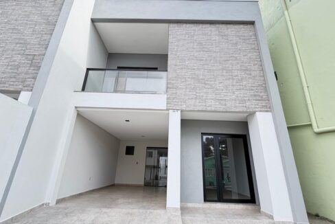 WhatsApp Image 2026-03-31 at 17.44.25