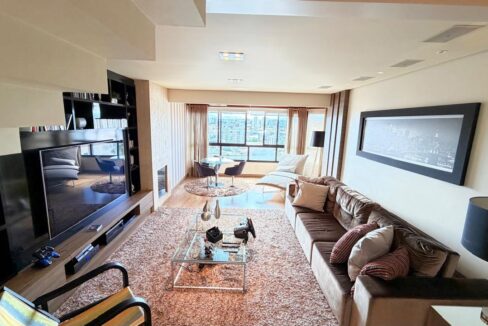 WhatsApp Image 2026-04-06 at 18.20.52 (4)