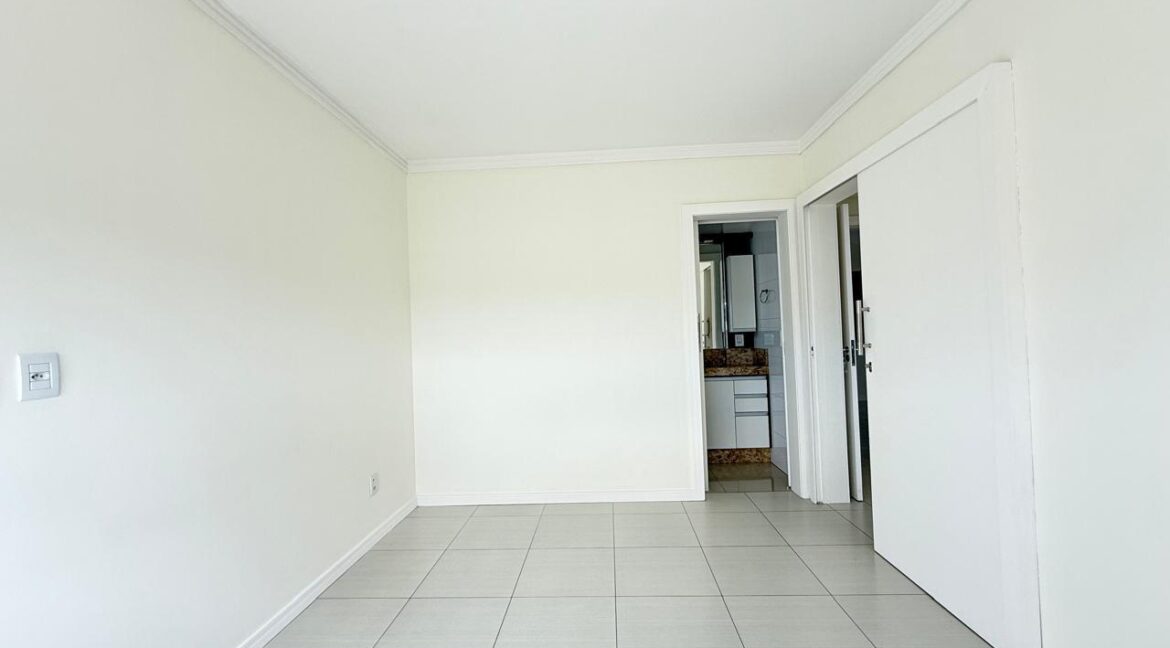 WhatsApp Image 2026-04-14 at 12.09.34