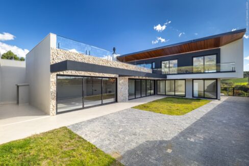 WhatsApp Image 2026-04-20 at 20.50.06 (2)