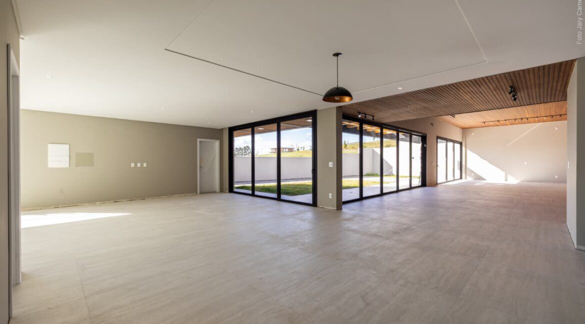 WhatsApp Image 2026-04-20 at 20.50.09 (4)