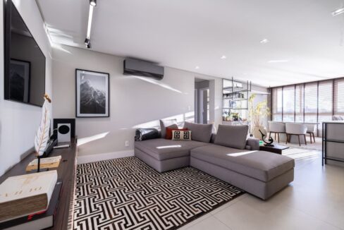 WhatsApp Image 2026-04-23 at 09.51.39