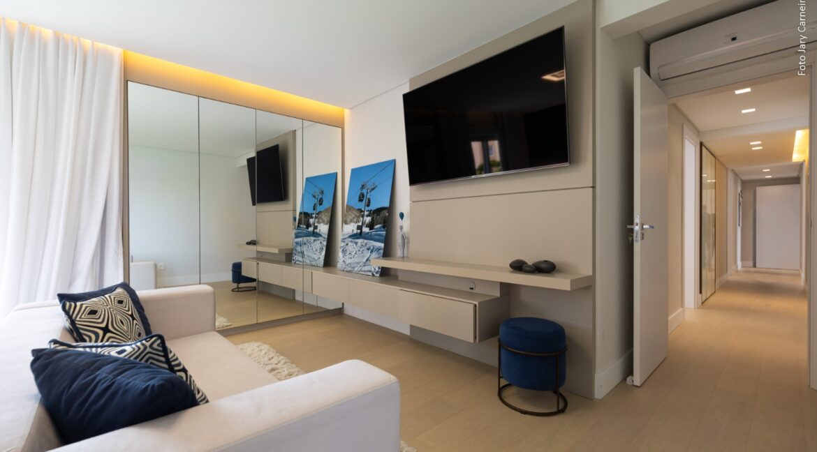 WhatsApp Image 2026-04-24 at 18.45.35