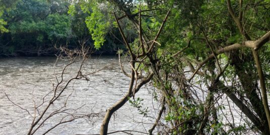Terreno no Salto Caveiras